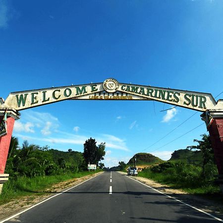 Reddoorz Near Colgante Bridge Naga City Exteriör bild