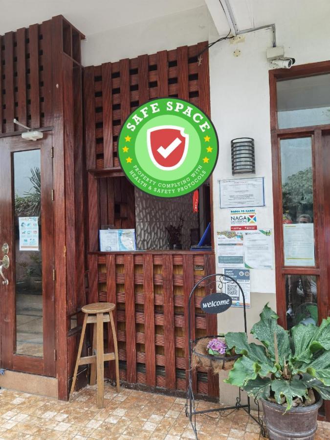 Reddoorz Near Colgante Bridge Naga City Exteriör bild